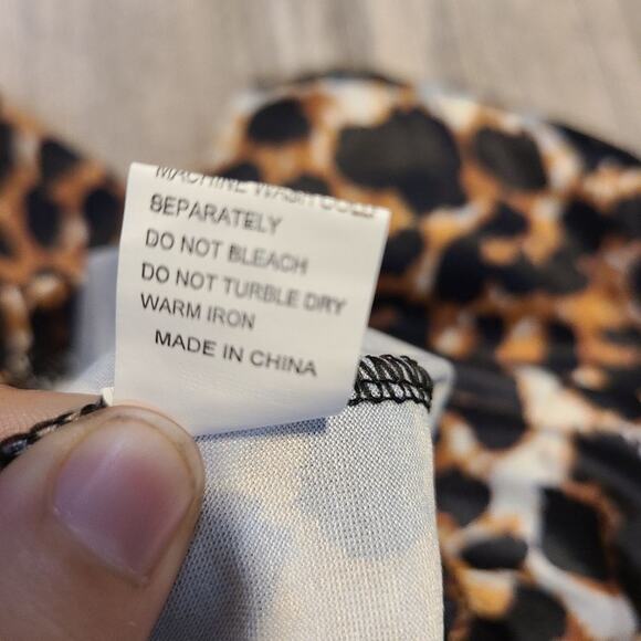 𝅺unknown brand 2t girls leopard pants - Picture 4 of 4